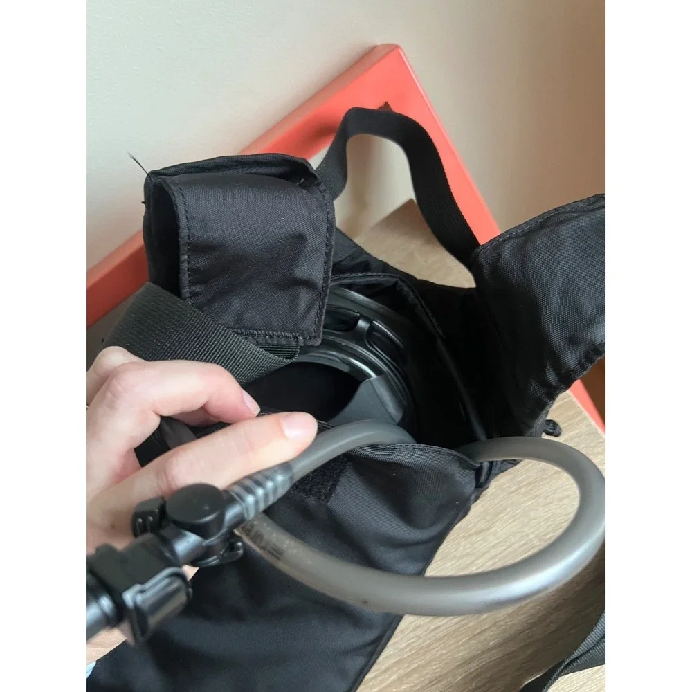 Camelbak‎ Hydration Backpack Only Classic Black Gorpcore Travel Hiking Camping